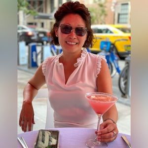 Meet your Posher, Christina